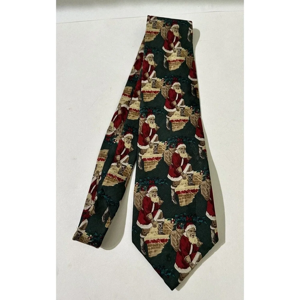 Neiman-Marcus Men's Tie Silk Necktie Dark Red Santa‎ Christmas Tie